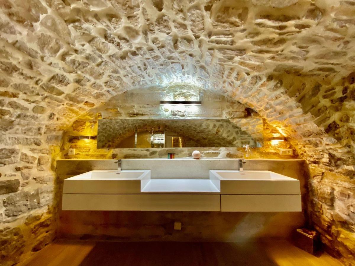La Maison Des Vendangeurs: Jacuzzi Spa & Seasonal Pool Retreat Martignargues Exterior photo