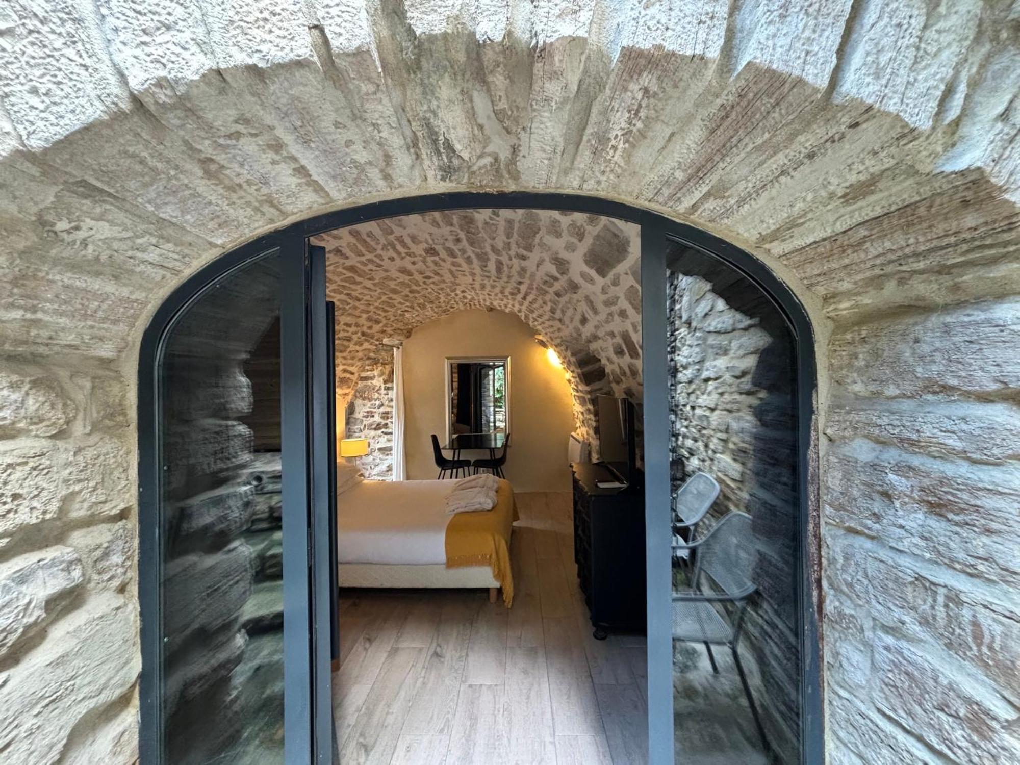 La Maison Des Vendangeurs: Jacuzzi Spa & Seasonal Pool Retreat Martignargues Exterior photo